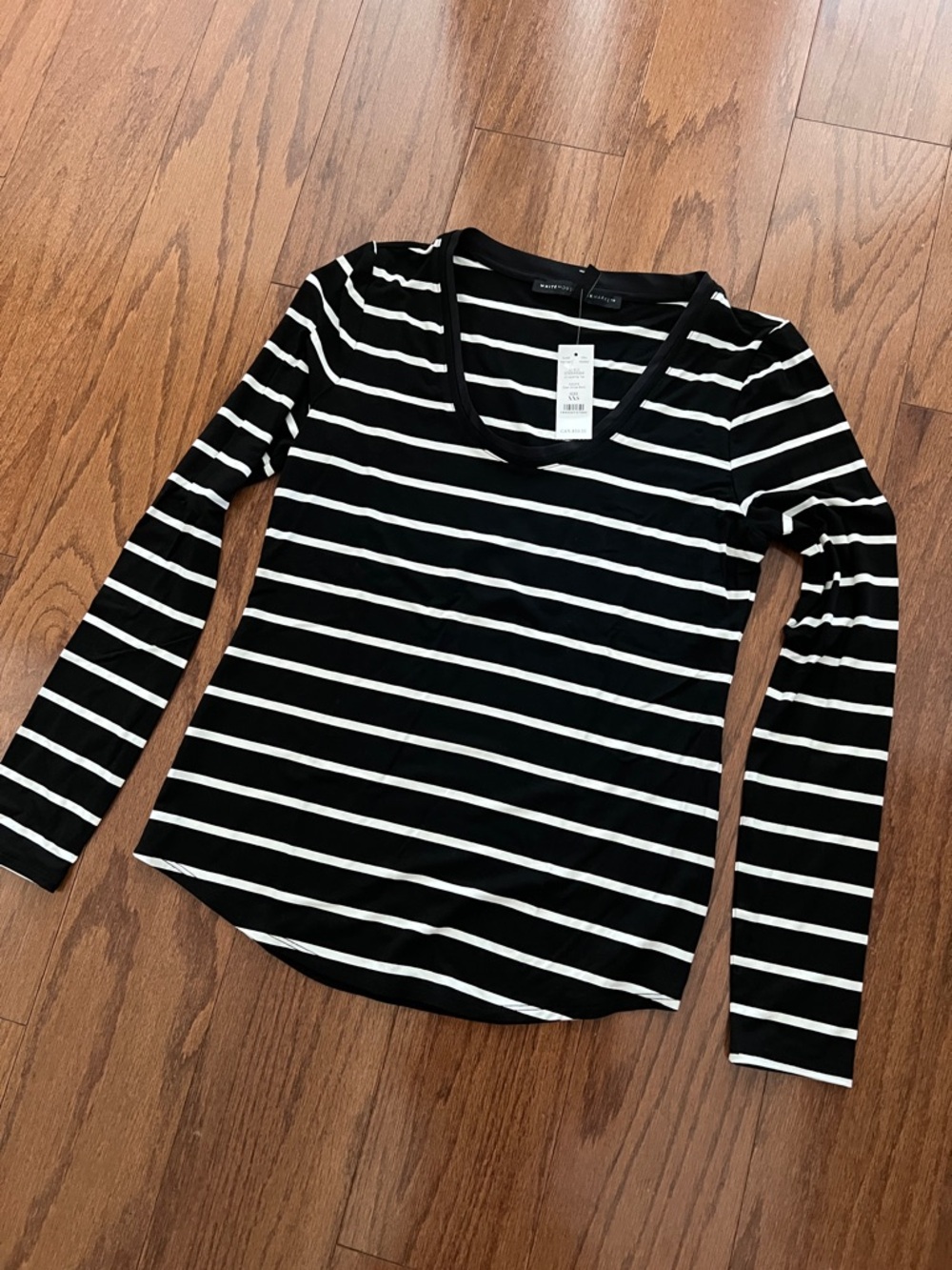WHBM SCOOP NECK LONG SLEEVE TEE, NWT, size XXS